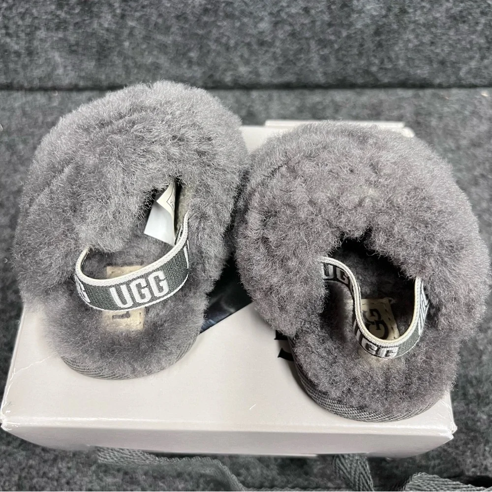 UGG Kids' Fluff Yeah Slide Slipper Size 2/3